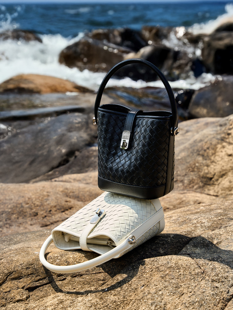 Top-Grain Cowhide Boston Shoulder Crossbody — Refined Two-Colour view 4