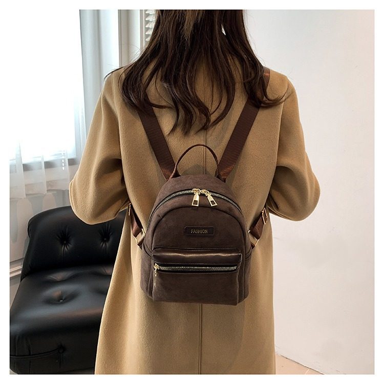 Minimalistischer quadratischer Rucksack-Umhängetasche view 4