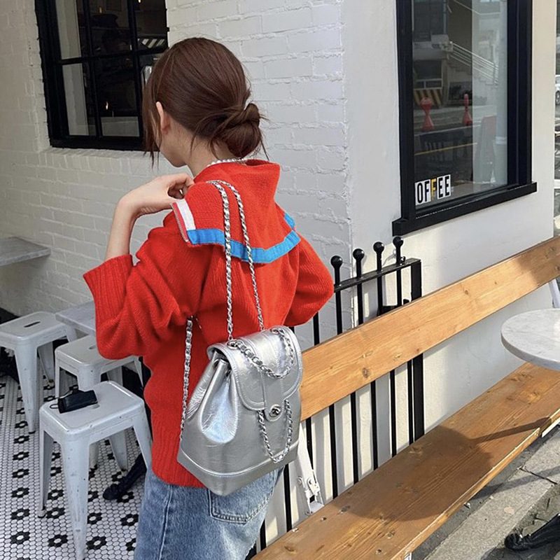 Mini gesteppter Schulterrucksack mit Kette view 6