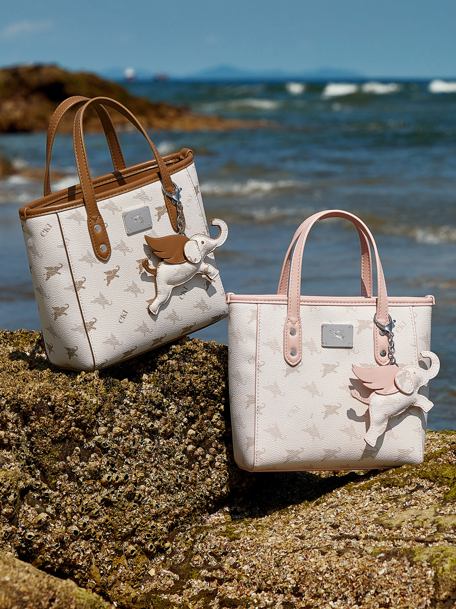 Korean Cloud Cowhide Mini Bucket Chain — Off-White Lucky-Bag Edition view 5