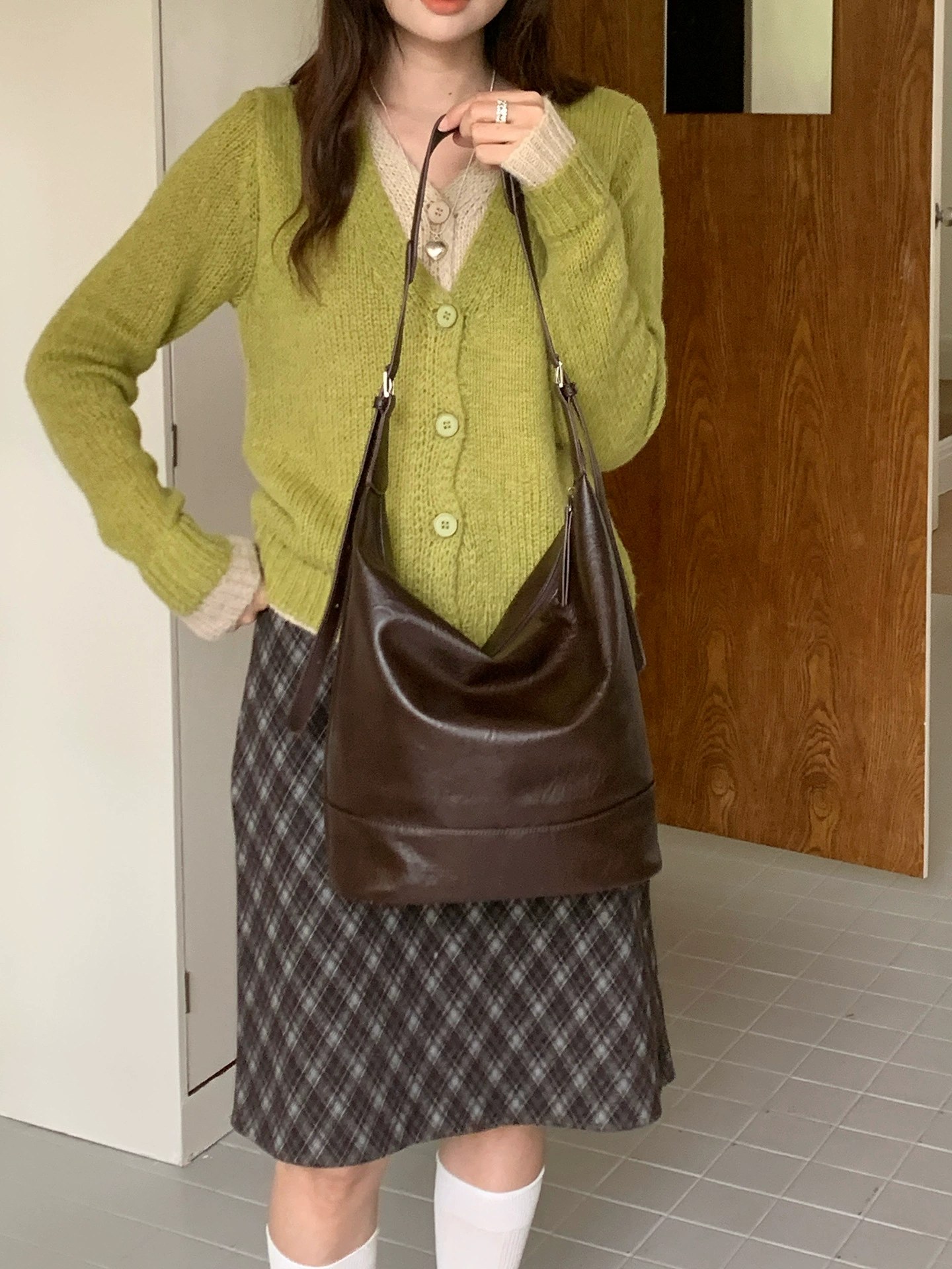 PU Leather Bucket Bag view 4