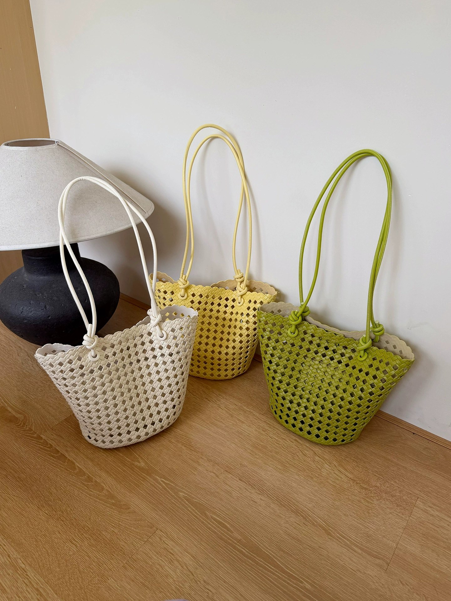 Bolso Cubo de Sintético Tejido view 2