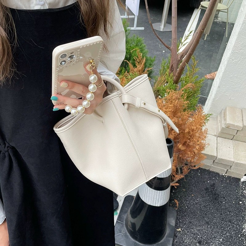 PU Leather Bucket Bag view 3