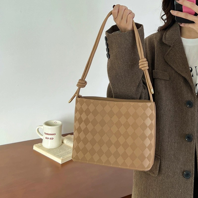 PU Leather Bucket Bag view 2