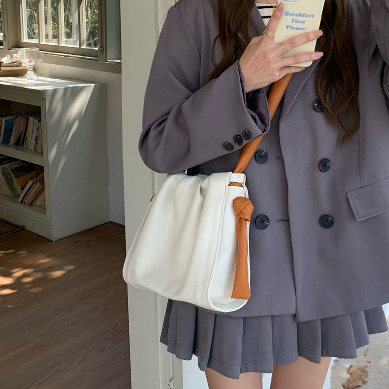 White PU Leather Bucket Bag for wholesale OEM — YANYAN Bags Guangzhou handbag factory