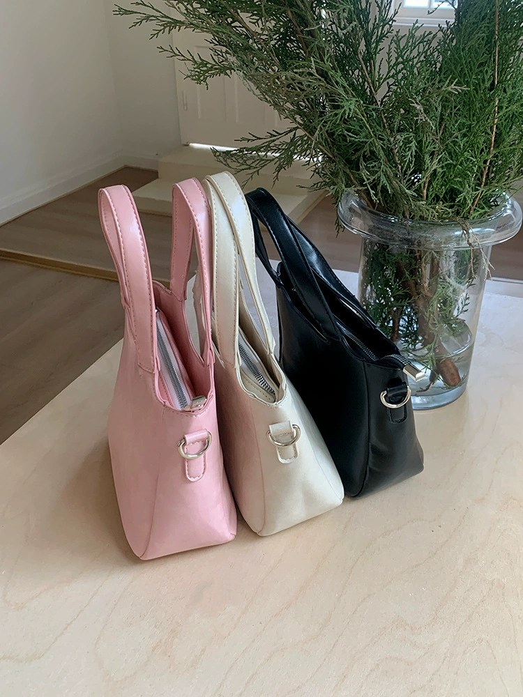 Bolso Cubo de Cuero PU view 2