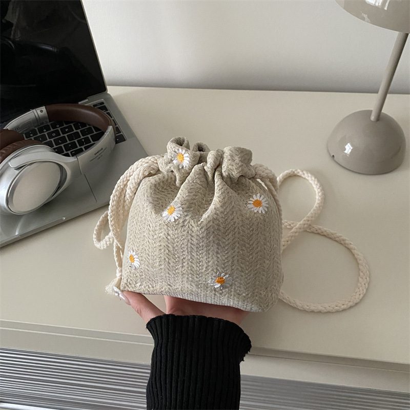 Minimalist Casual Bucket Crossbody Bag view 3