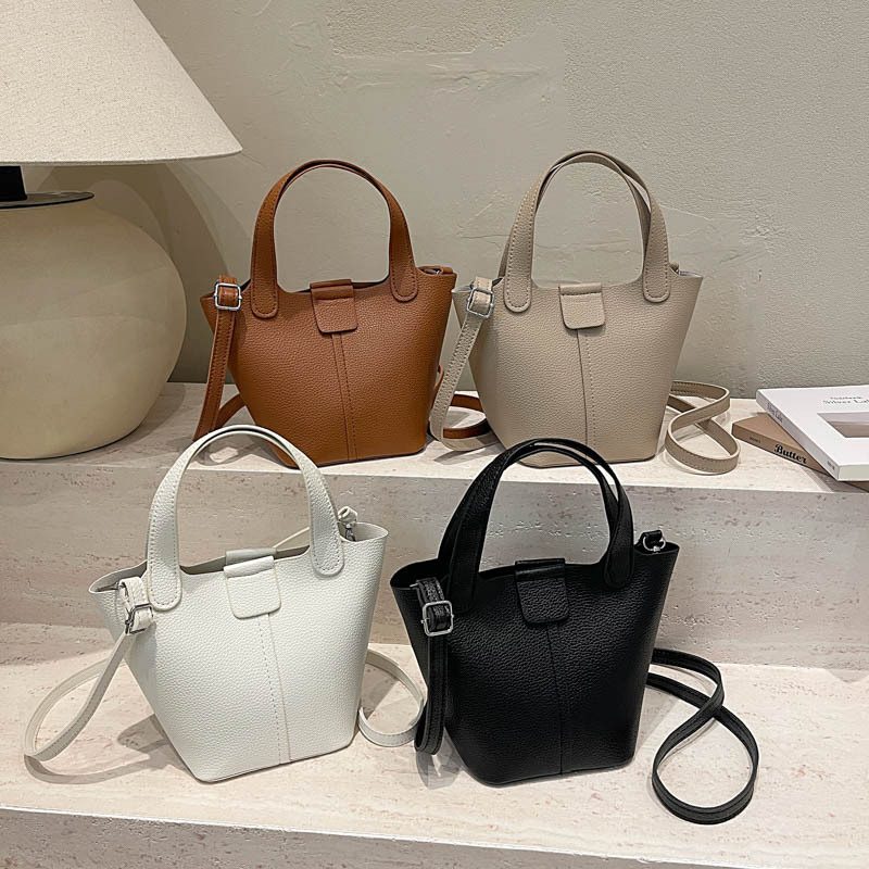 Minimalist Large Capacity Bucket Crossbody Bag