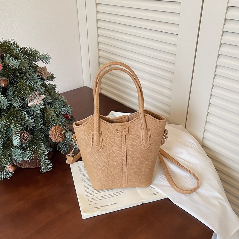 Light Luxury Bucket Crossbody Bag view 3
