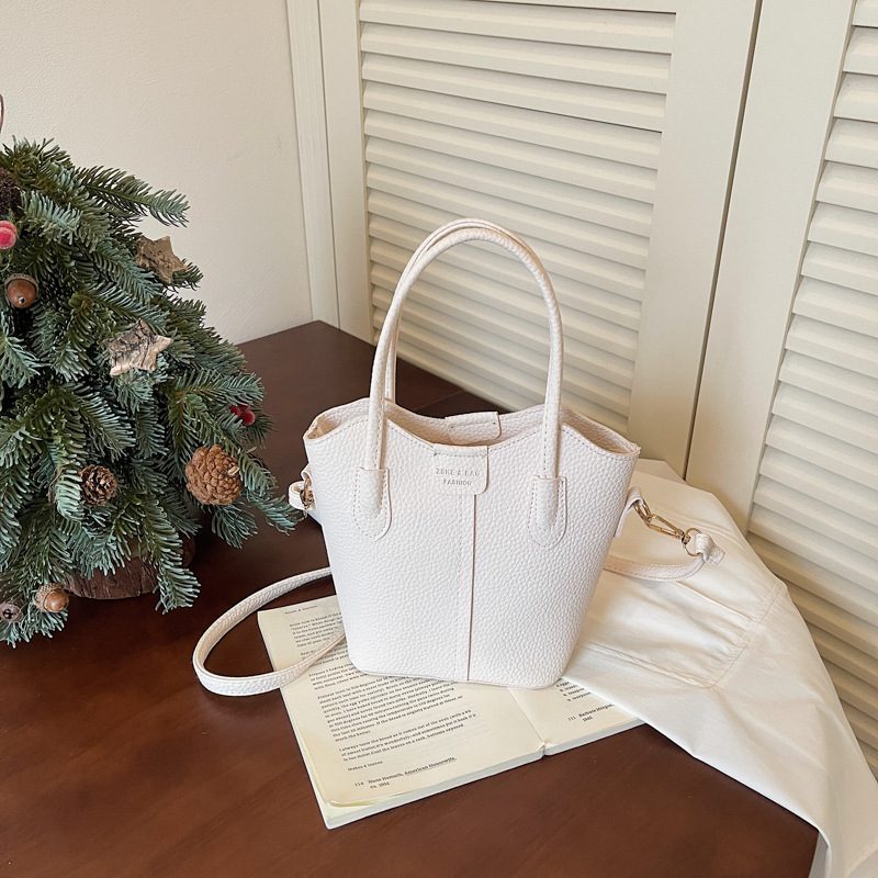 Light Luxury Bucket Crossbody Bag view 4