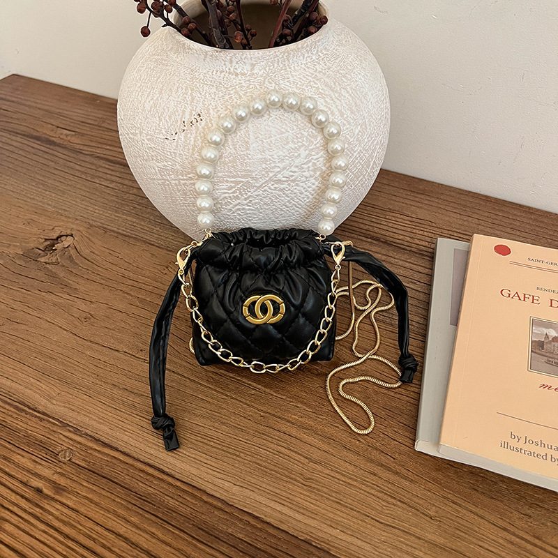 Quilted Diamond Bucket Chain Crossbody Bag view 8
