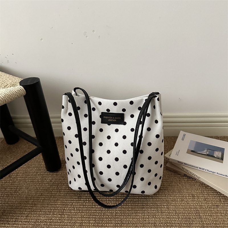 Minimalist Crossbody Tote Bucket Bag view 3