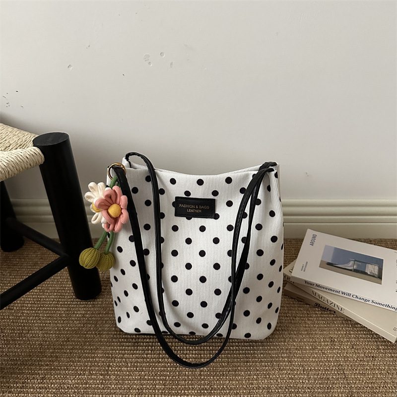 Minimalist Crossbody Tote Bucket Bag view 4