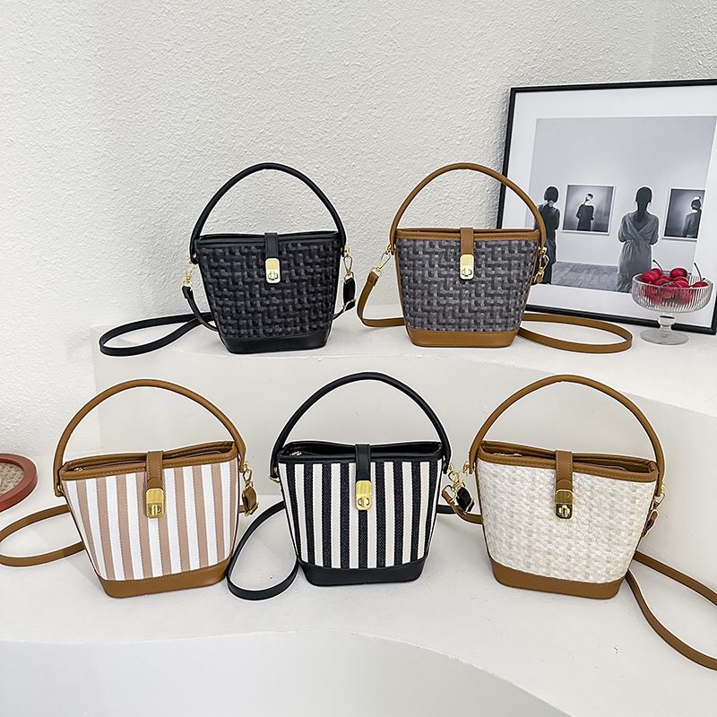 Spring Summer Bucket Bag with Top Handle