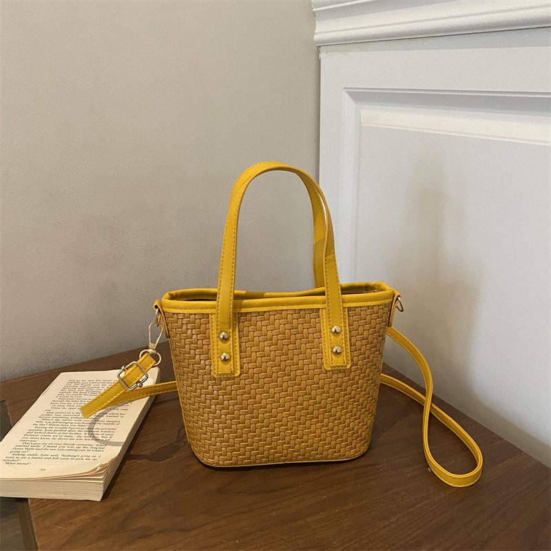 Woven Texture Bucket Crossbody Bag view 3