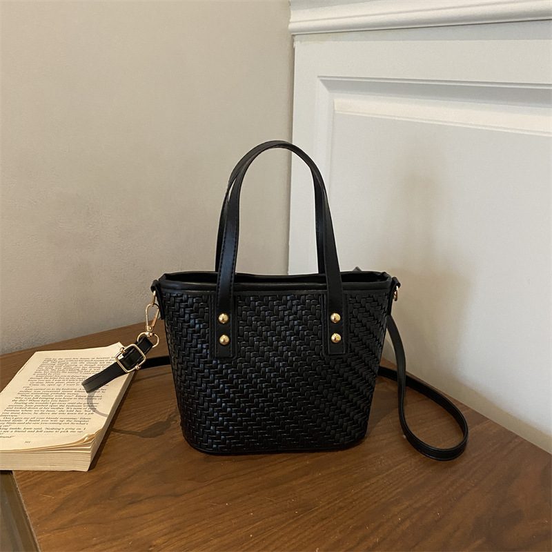 Woven Texture Bucket Crossbody Bag view 4