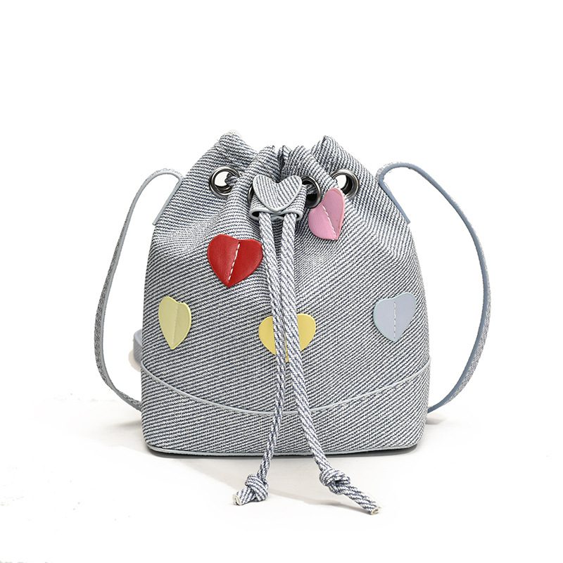 Tas Bucket Tali Serut dengan Selempang Hati view 8