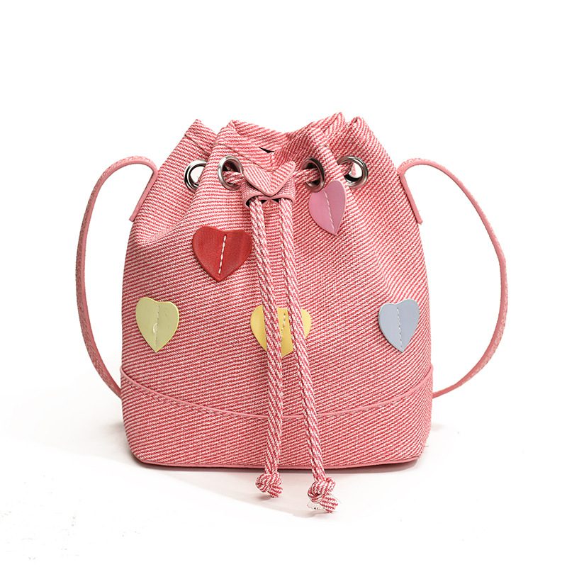 Tas Bucket Tali Serut dengan Selempang Hati view 9
