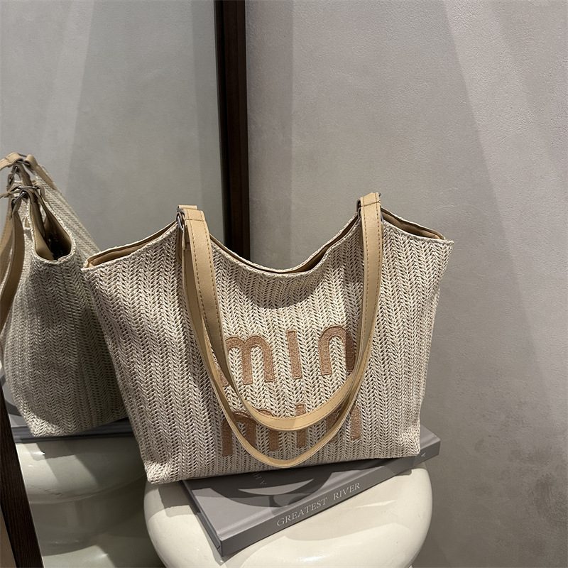 Gewebte Stroh-Bucket-Crossbody-Strandtasche view 3