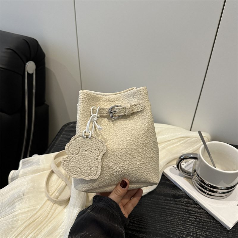 Litchi Grain Bucket Crossbody Bag view 3