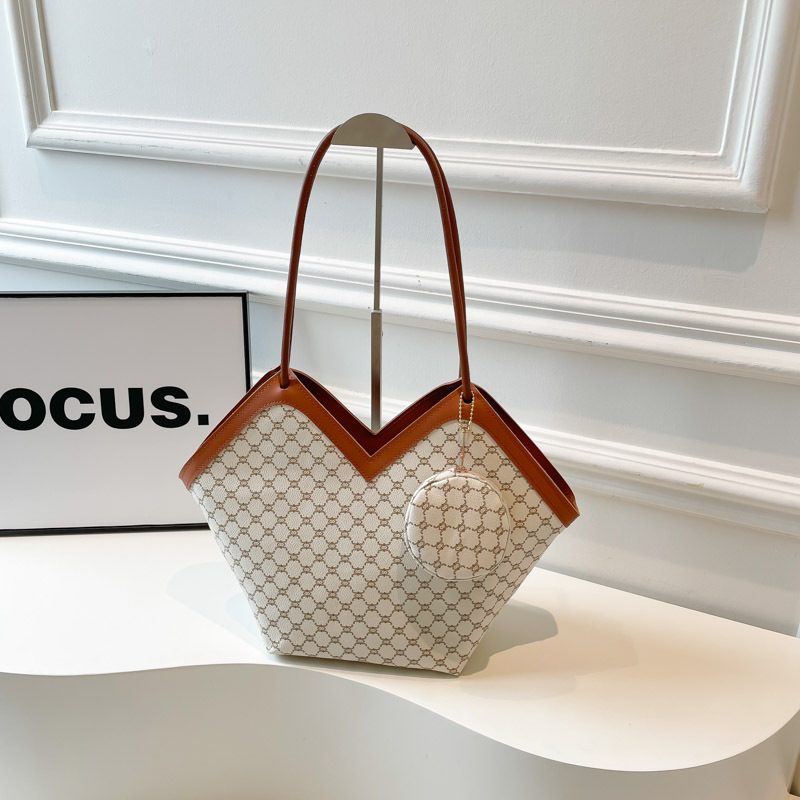Tas Bahu Bucket Besar Minimalis view 2
