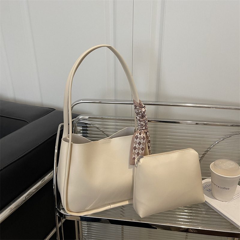 Soft Leather Bucket Tote Bag