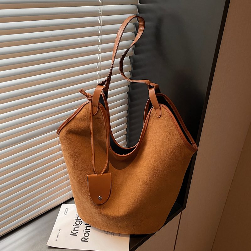 Matte Large Capacity Bucket Tote Bag view 4