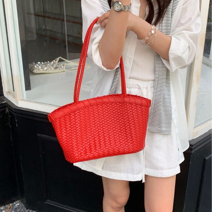 Red Woven Bucket Bag Large Capacity