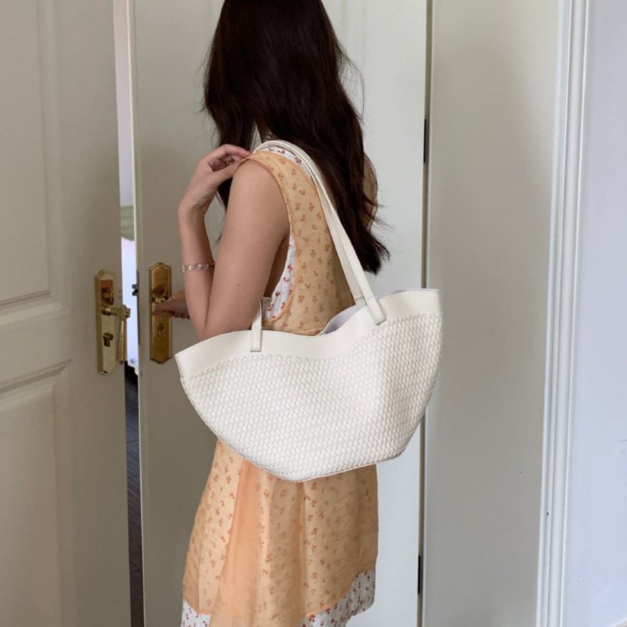 Tas Bahu Bucket Gagang Atas Anyaman view 2
