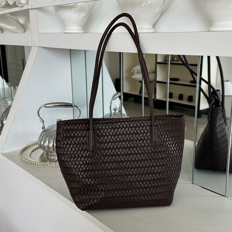 Weiche Leder-Korb-Tote-Bag aus Flechtmaterial view 3