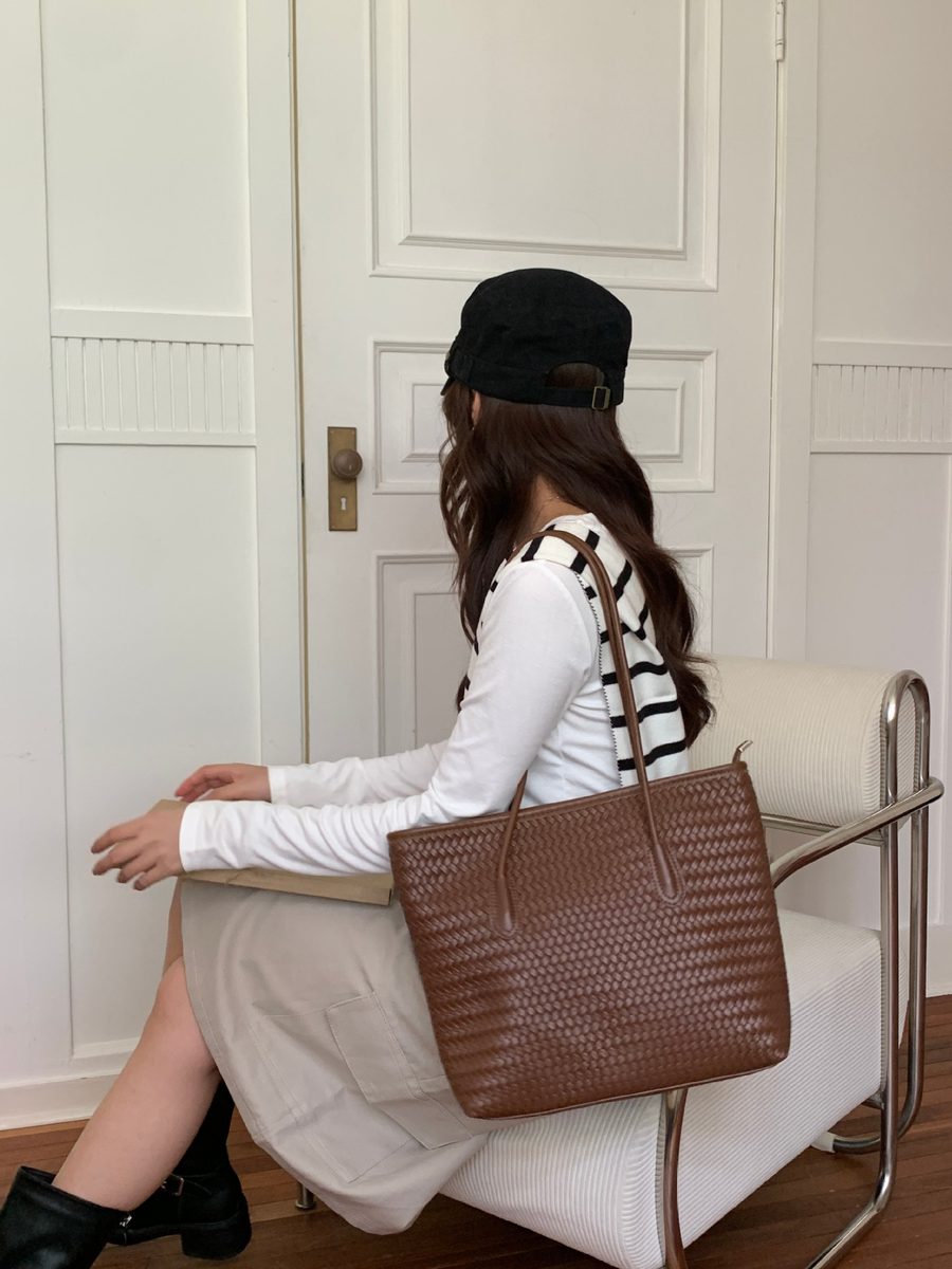 Woven Basket Bucket Tote Top-Handle Shoulder view 7