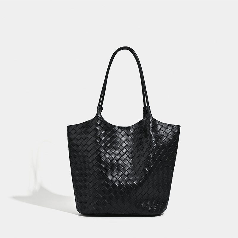 Bucket-Tragetasche aus gewebtem weichem Leder view 6