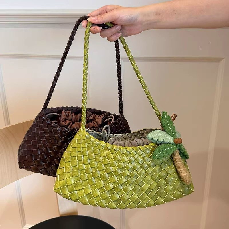 Woven PU Bucket Bag French Vacation Style