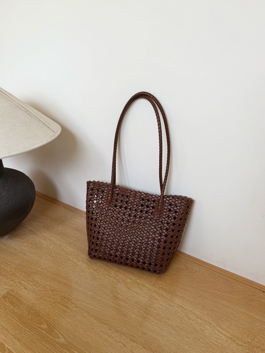 Woven Hollow Out Bucket Bag Top-Handle Tote view 11