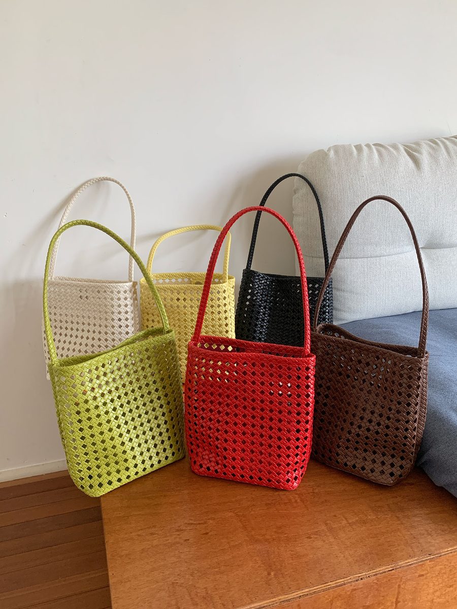 Hollow Out Woven Bucket Bag Shoulder Commute