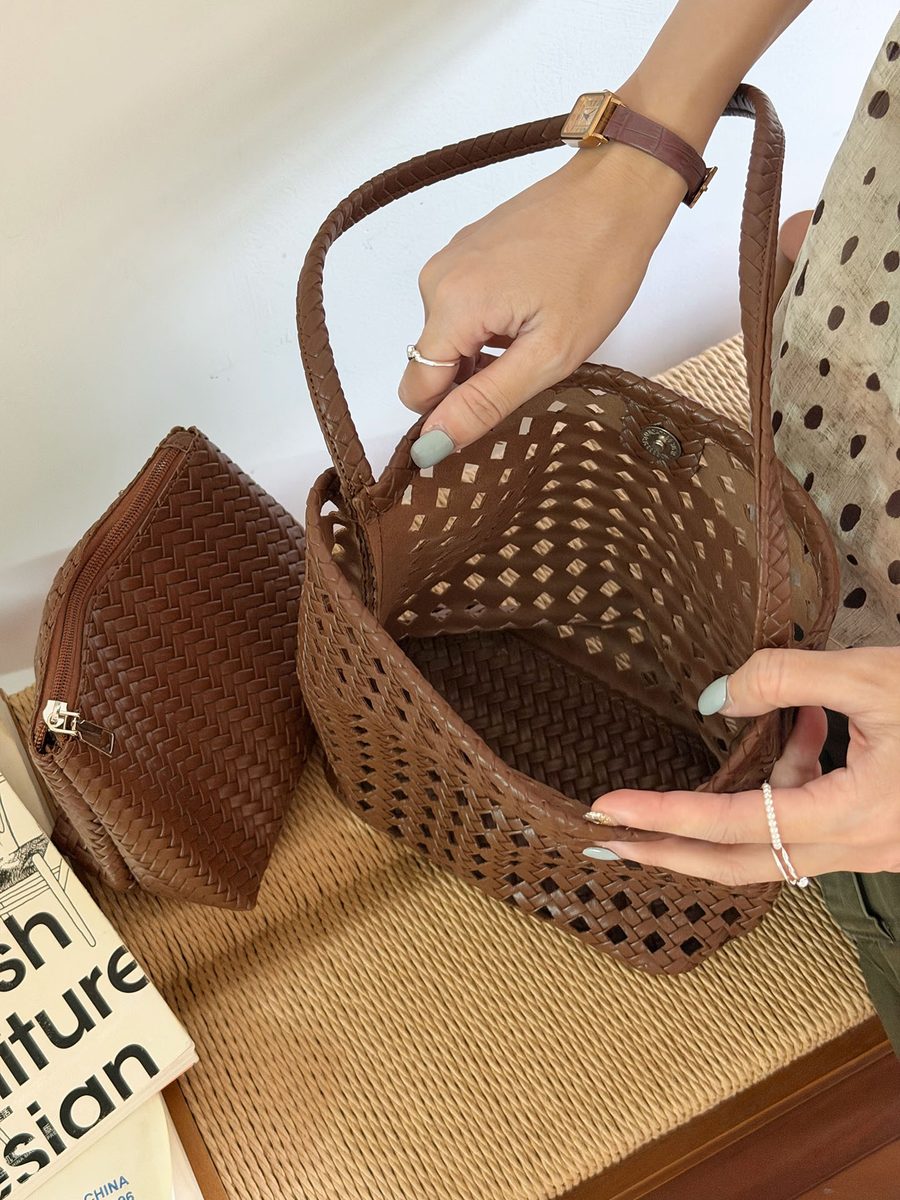Hollow Out Woven Bucket Bag Shoulder Commute view 4