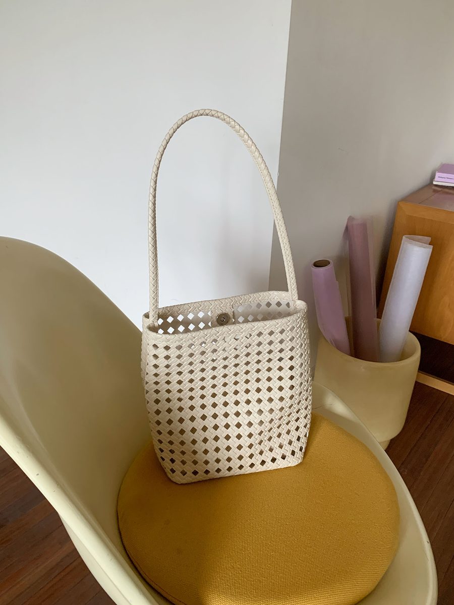 Hollow Out Woven Bucket Bag Shoulder Commute view 7