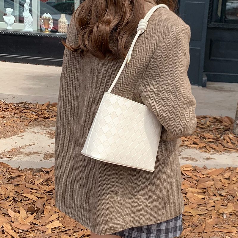 Casual Bucket Crossbody Shoulder Bag view 3