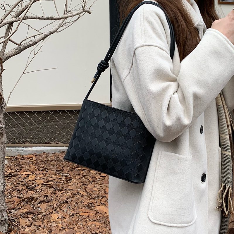 Casual Bucket Crossbody Shoulder Bag view 7