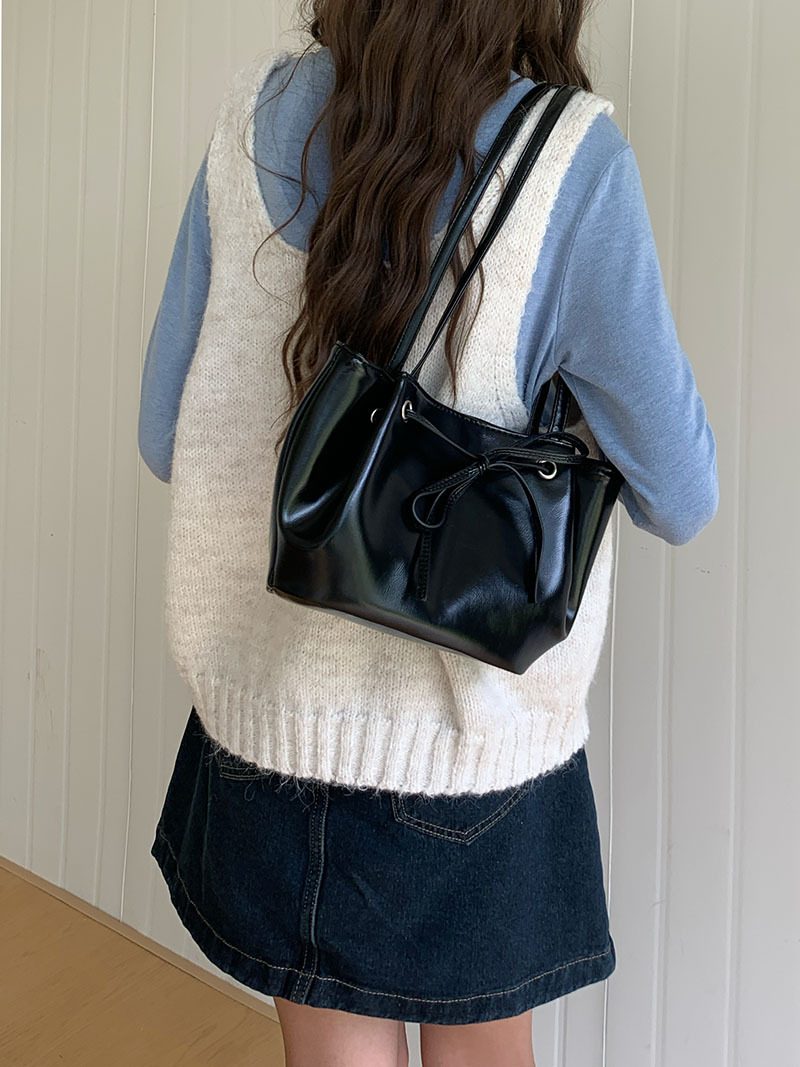 Bow Drawstring Bucket Bag view 4