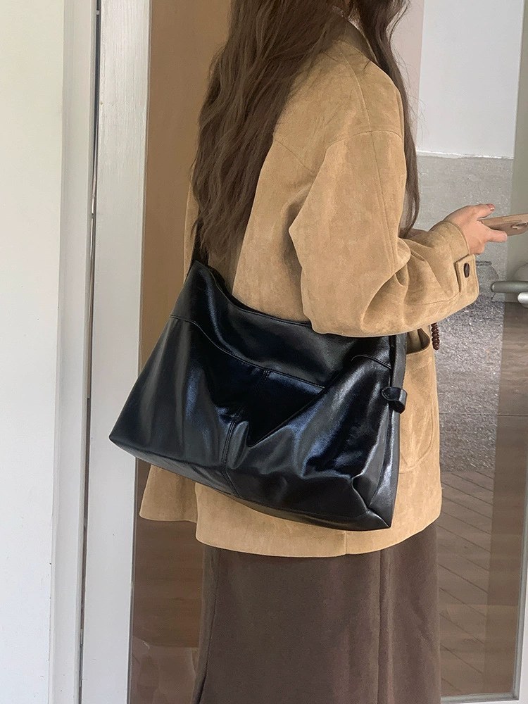 Black PU Leather Crossbody Bag for wholesale OEM — YANYAN Bags Guangzhou handbag factory