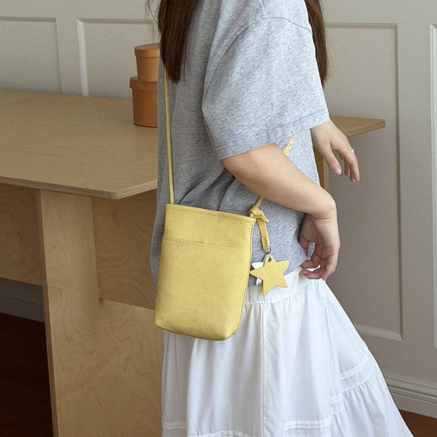 Star Charm Mini Crossbody Phone Bag