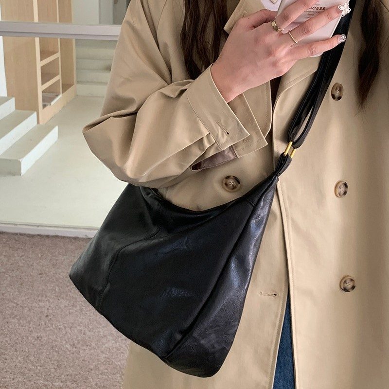 Large Tote Crossbody Commuter Bag view 3