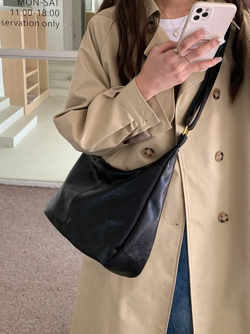Large Tote Crossbody Commuter Bag view 7
