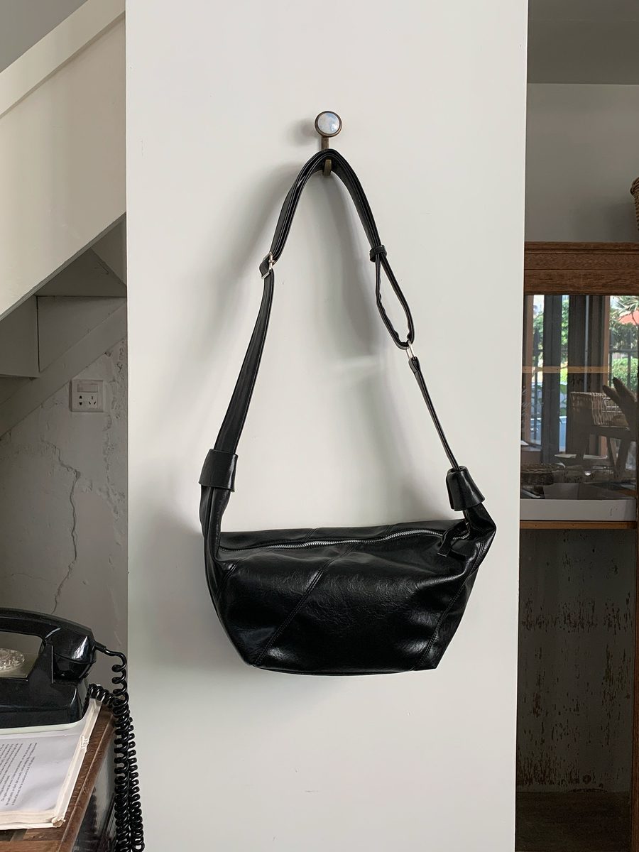 Vintage Dumpling Crossbody Shoulder Bag Large Capacity view 7