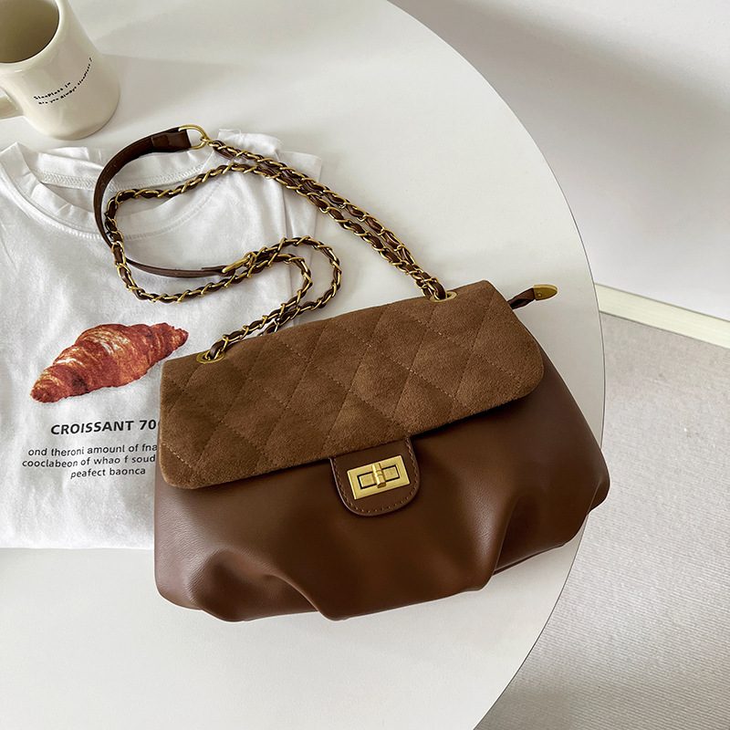 Large Chain Underarm Crossbody Bag