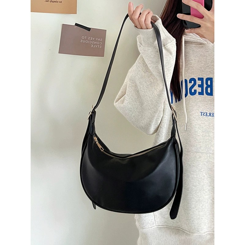 Black PU Leather Crossbody Bag for wholesale OEM — YANYAN Bags Guangzhou handbag factory