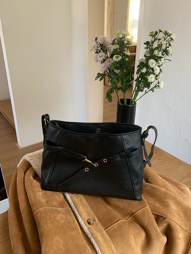 Women's Retro Large Tote Crossbody Bag view 5