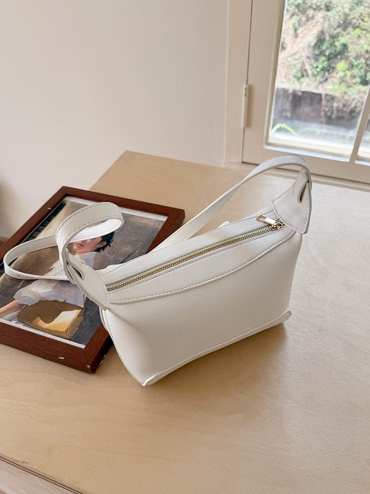 Women's PU Leather Dumpling Crossbody Bag view 8