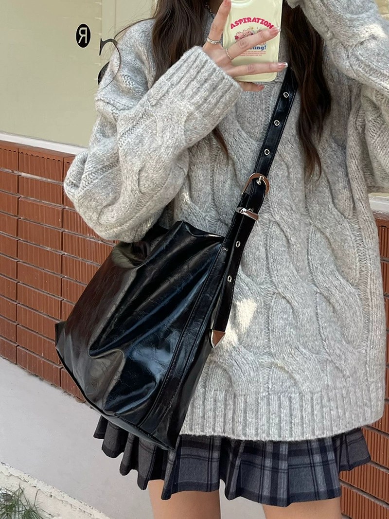 Black PU Leather Crossbody Bag for wholesale OEM — YANYAN Bags Guangzhou handbag factory